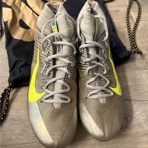Nike Vapor VPR Untouchable Mens football cleats size 12